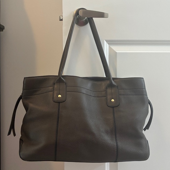 Danier Handbags - Danier Leather Chocolate Brown Side Cinch Shoulder Tote Bag Purse